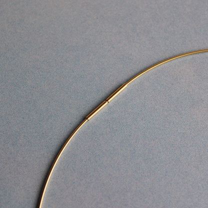 Omega Curve Chain