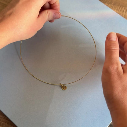 Omega Curve Chain